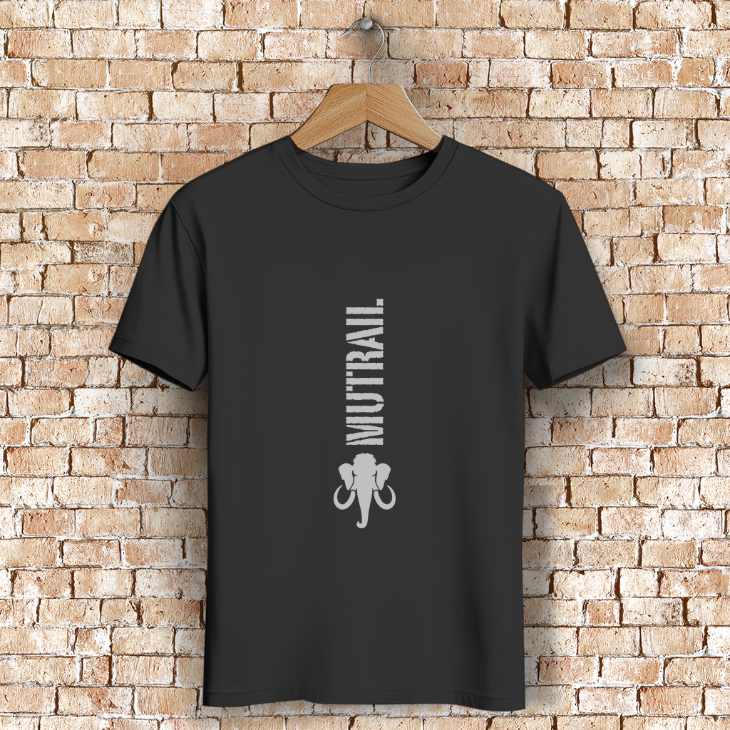 MUTRAIL™ Core Line Herren Bio T-Shirt mit vertikalem Logo