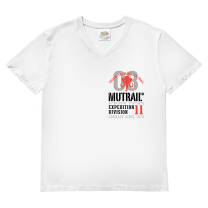 Herren Basic V-Neck T-Shirt Follow the Mammoth Trail